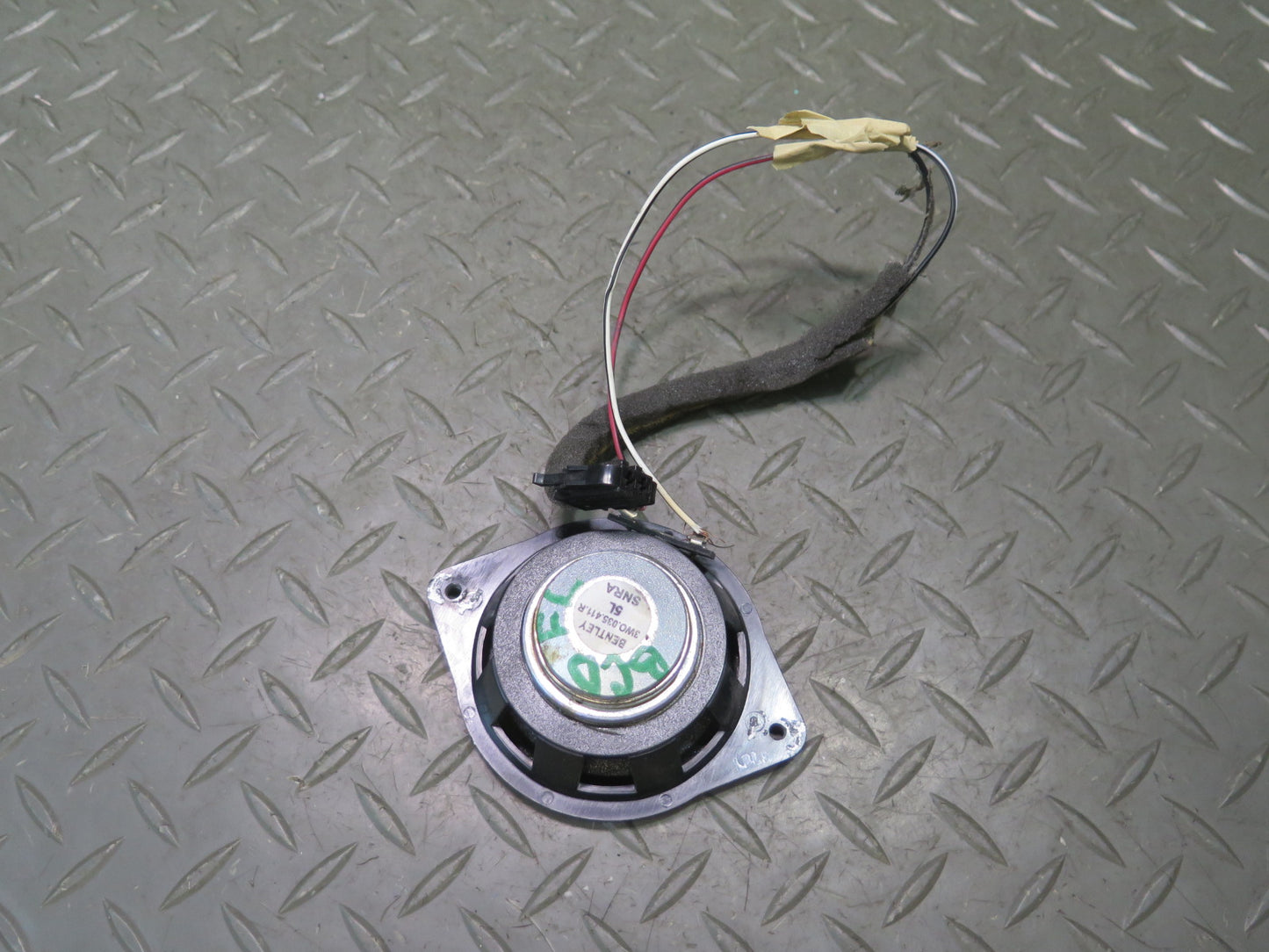 2006-2012 Bentley Flying Spur Front Left & Right Side Door Audio Speaker Set