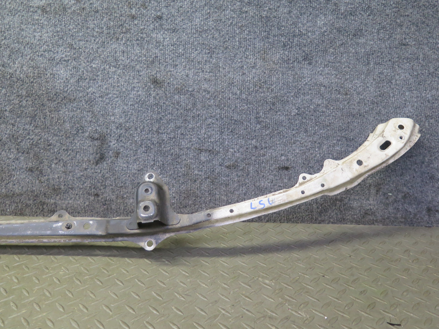 98-00 Lexus UCF20L LS400 Front Bumper Reinforcement Upper Bracket Bar OEM