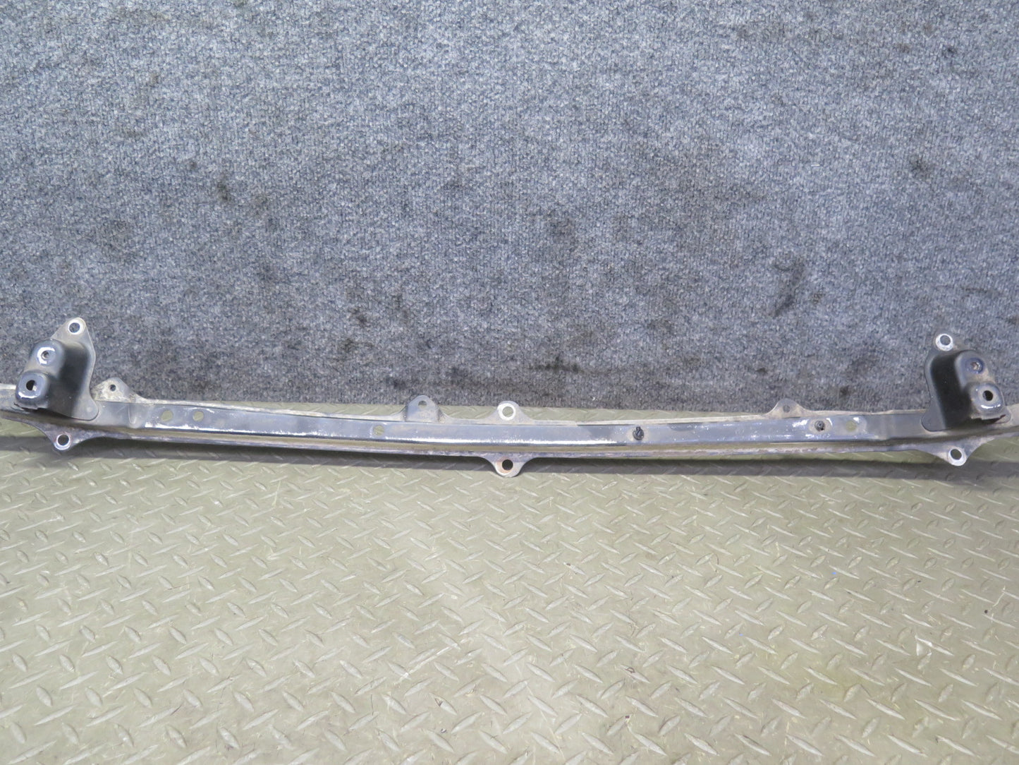 98-00 Lexus UCF20L LS400 Front Bumper Reinforcement Upper Bracket Bar OEM