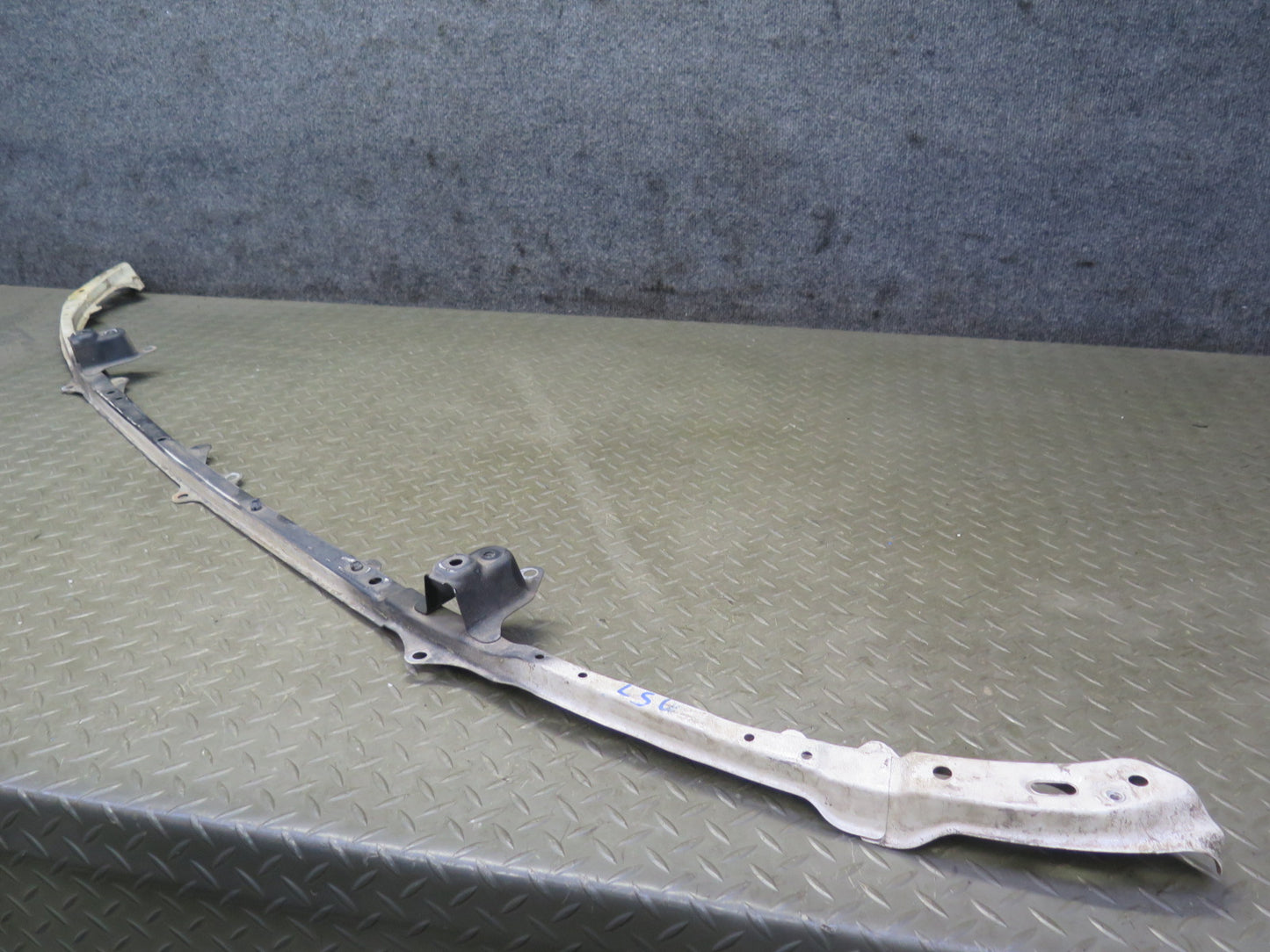 98-00 Lexus UCF20L LS400 Front Bumper Reinforcement Upper Bracket Bar OEM