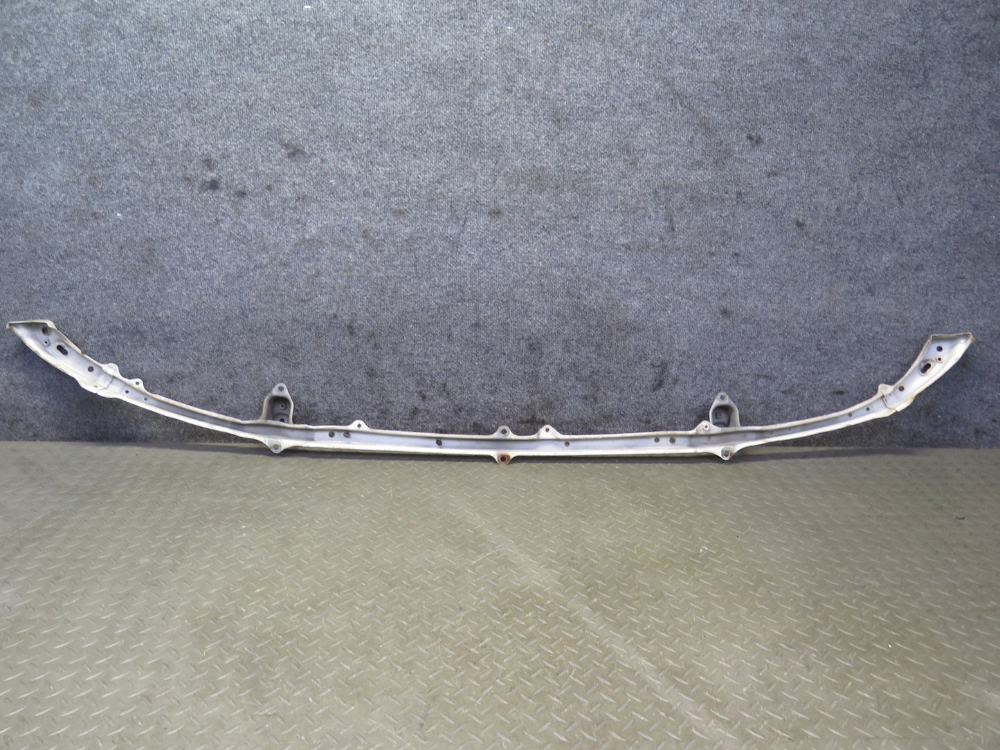 98-00 Lexus UCF20L LS400 Front Bumper Reinforcement Upper Bracket Bar OEM