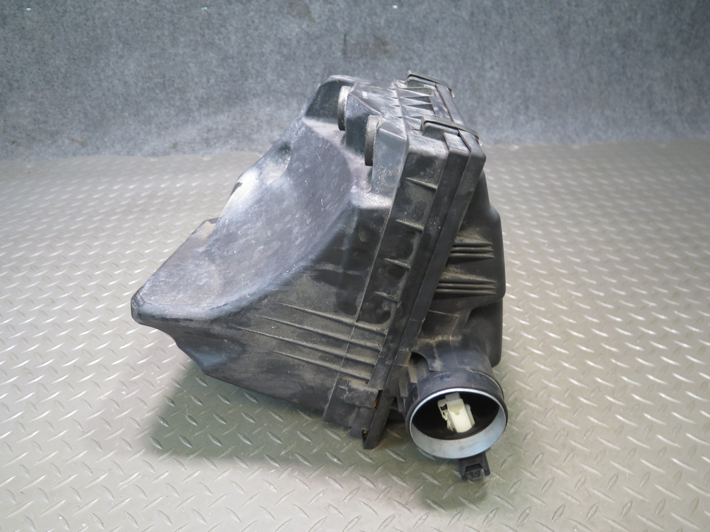 06-08 BMW E85 Z4 3.0L Air Intake Cleaner Filter Box w MAF Sensor OEM