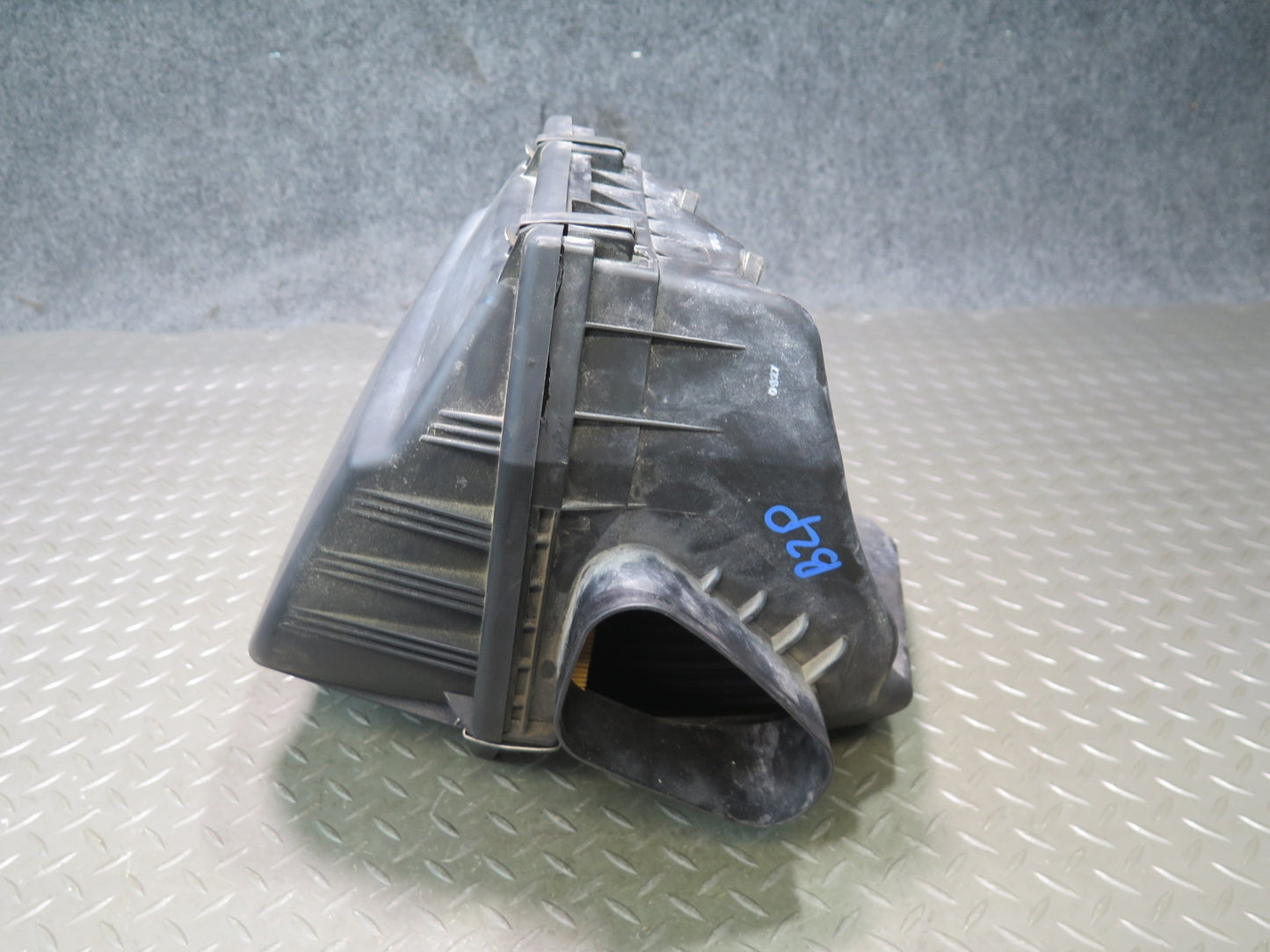 06-08 BMW E85 Z4 3.0L Air Intake Cleaner Filter Box w MAF Sensor OEM