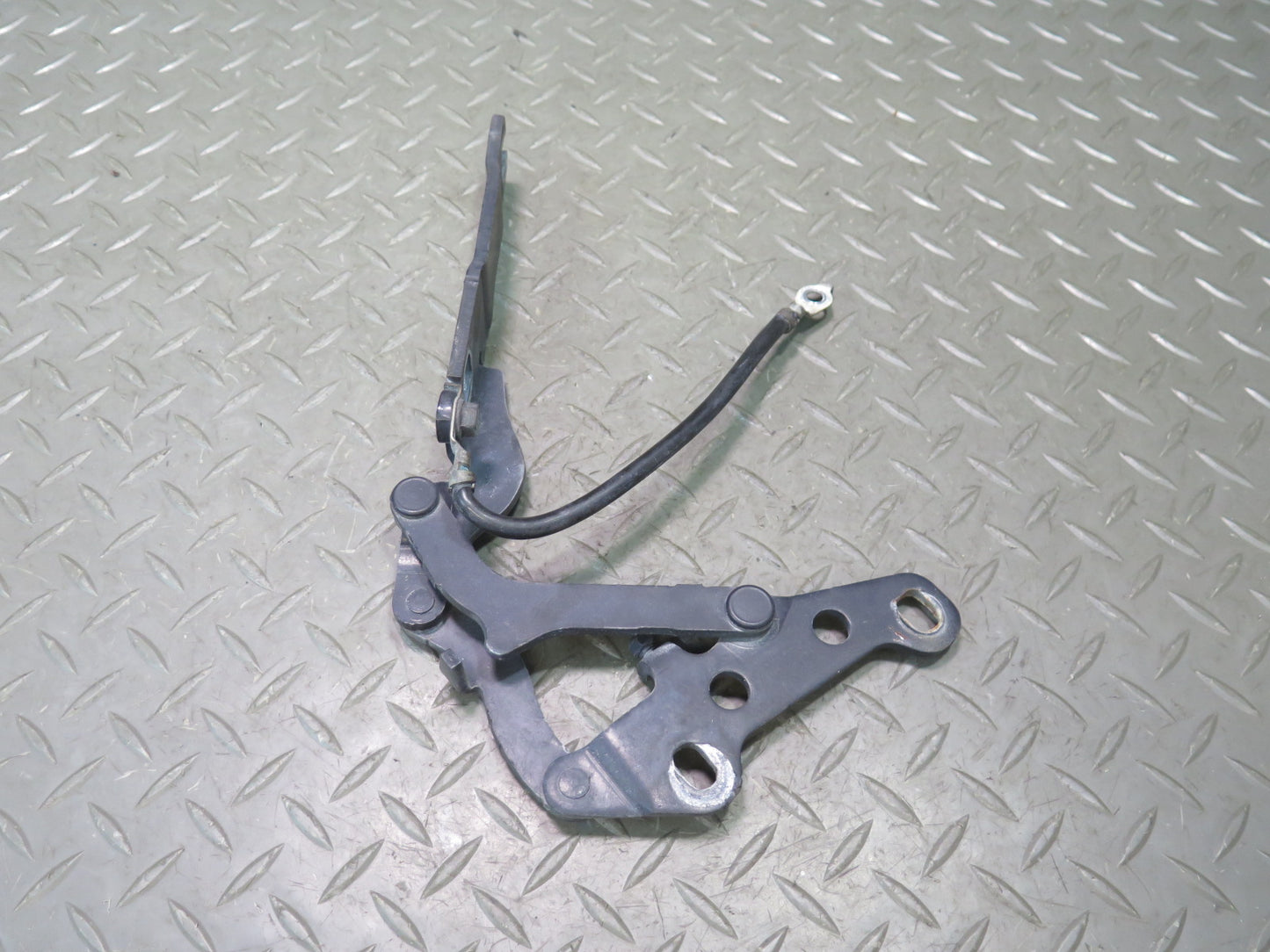 03-08 BMW E86 E85 Z4 Set of 2 Front Left & Right Hood Bonnet Hinge Schwarz OEM