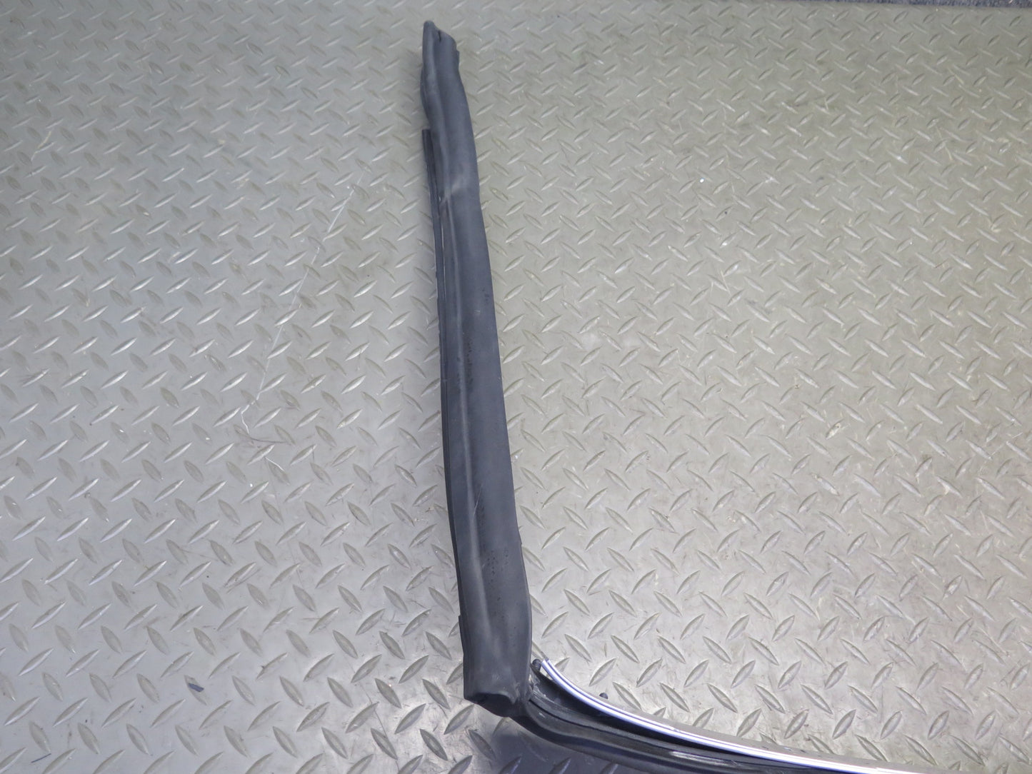 03-08 BMW Z4 E85 Roadster Windshield Frame Upper Weatherstrip Seal Bracket OEM