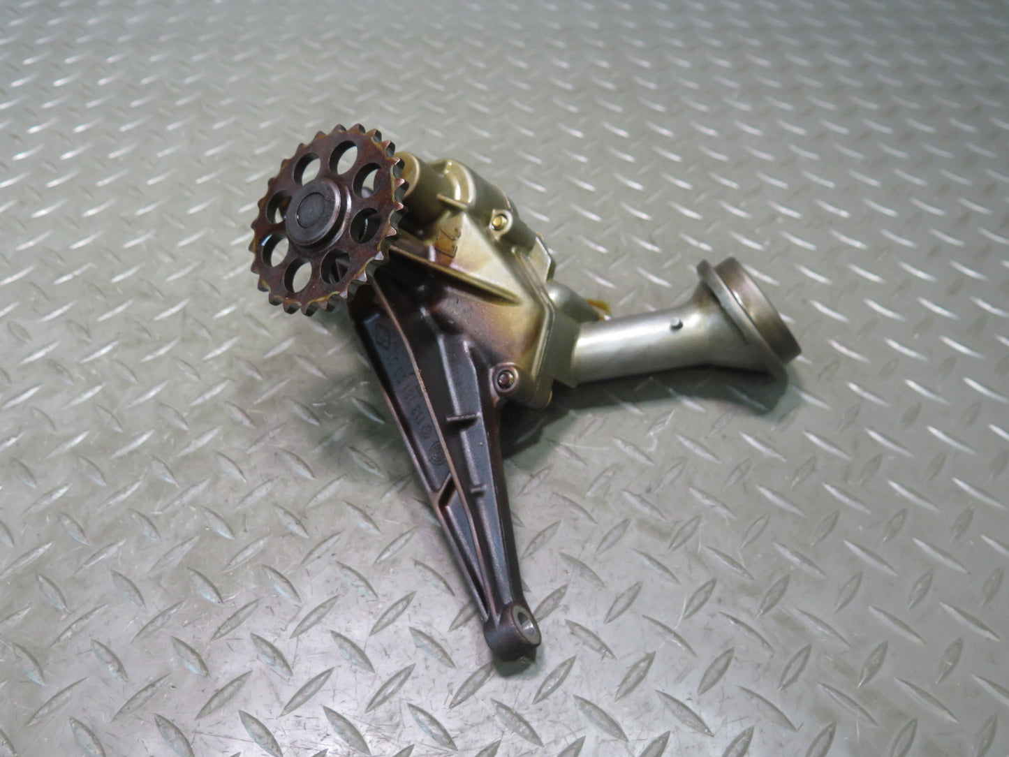 99-02 Mercedes R129 SL500 M113.961 Engine Motor Oil Pump w Pickup Tube OEM