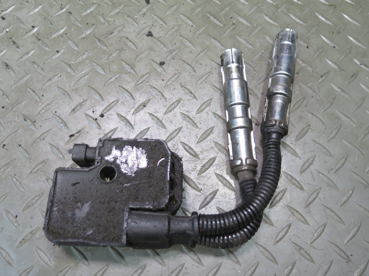 99-02 Mercedes R129 SL500 M113.961 Set of 8 Engine Ignition Coil OEM