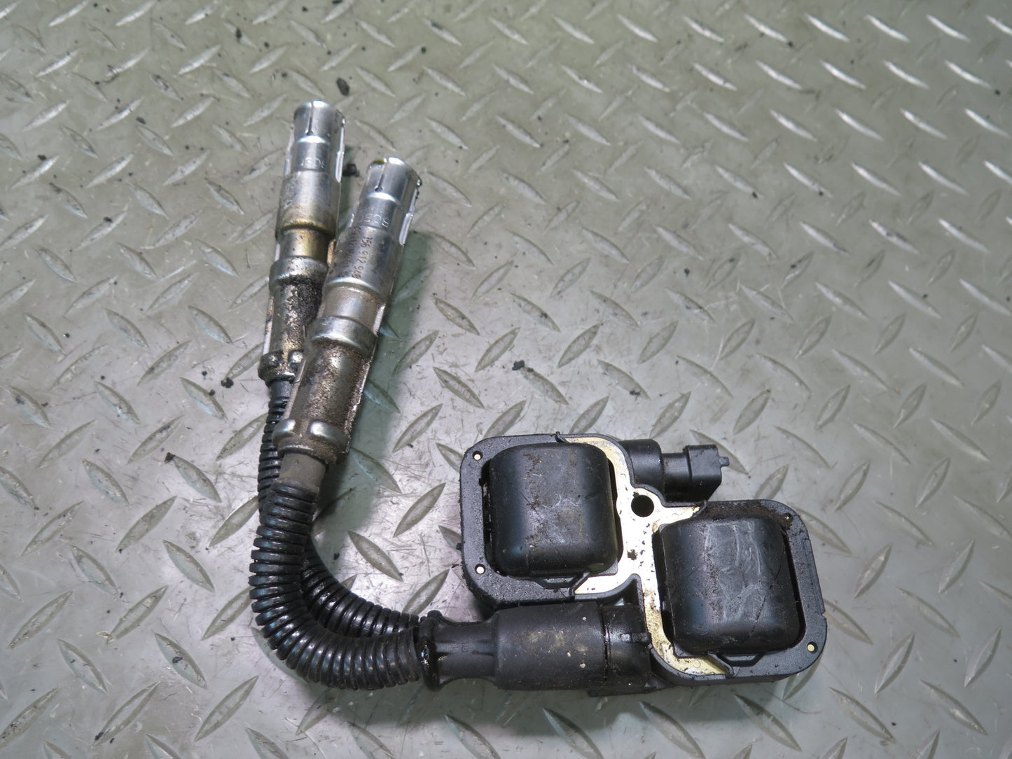 99-02 Mercedes R129 SL500 M113.961 Set of 8 Engine Ignition Coil OEM