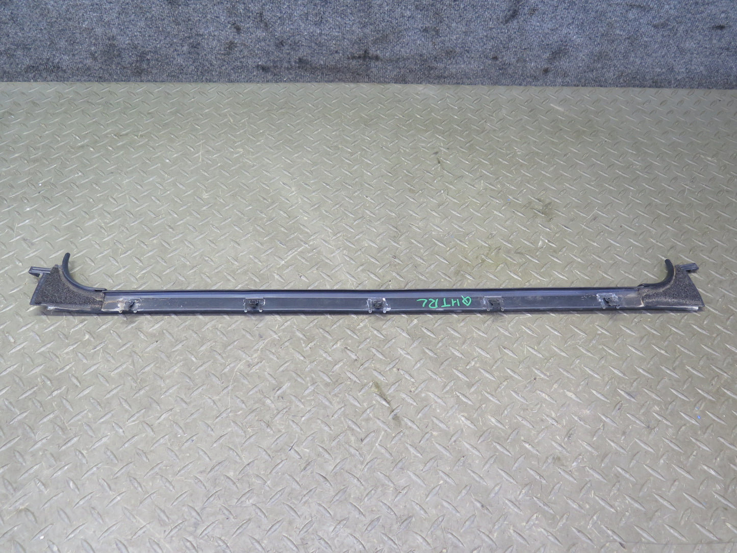 2003-2009 Hummer H2 Rear Left Window Outer Inner Weatherstrip Rubber Seal Set