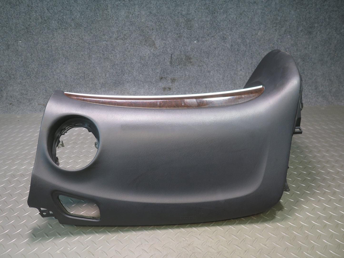 2013-2016 Infiniti JX35 QX60 Dash Instrument Panel Front Right Trim Cover Panel