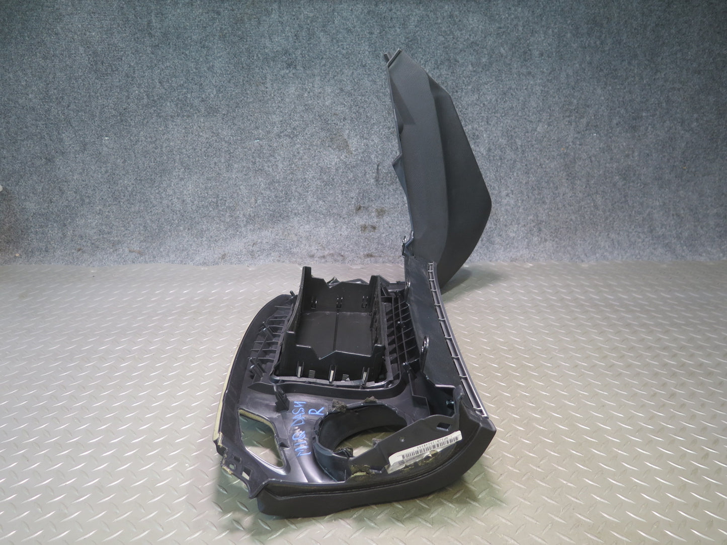 2013-2016 Infiniti JX35 QX60 Dash Instrument Panel Front Right Trim Cover Panel