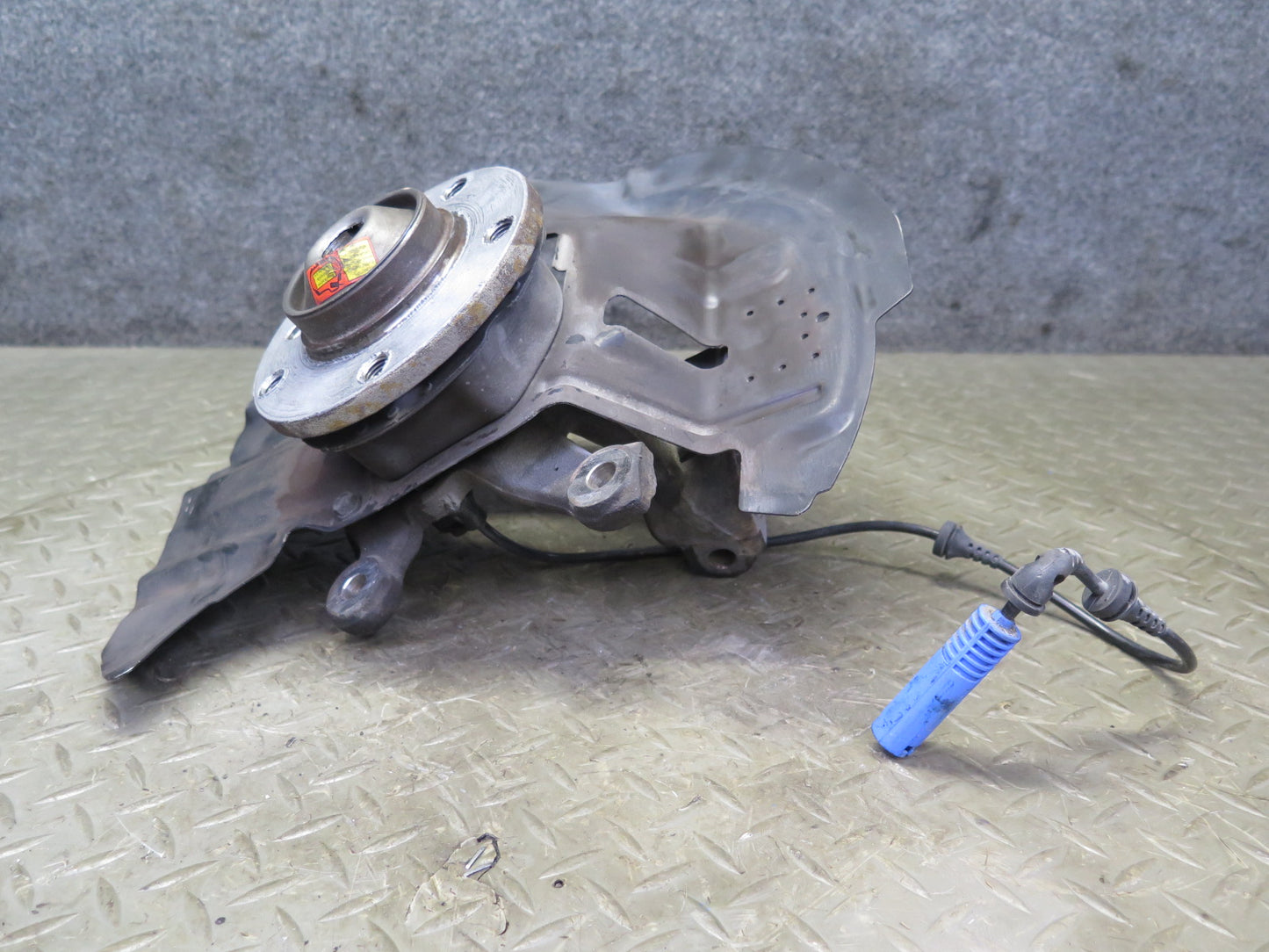 06-08 BMW E85 Z4 3.0Si N52 RWD Front Left Spindle Knuckle Wheel Hub Bearing OEM