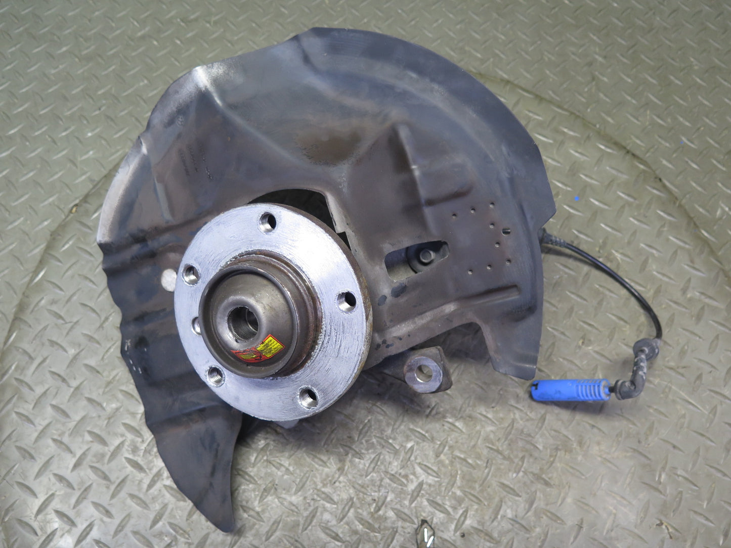 06-08 BMW E85 Z4 3.0Si N52 RWD Front Left Spindle Knuckle Wheel Hub Bearing OEM