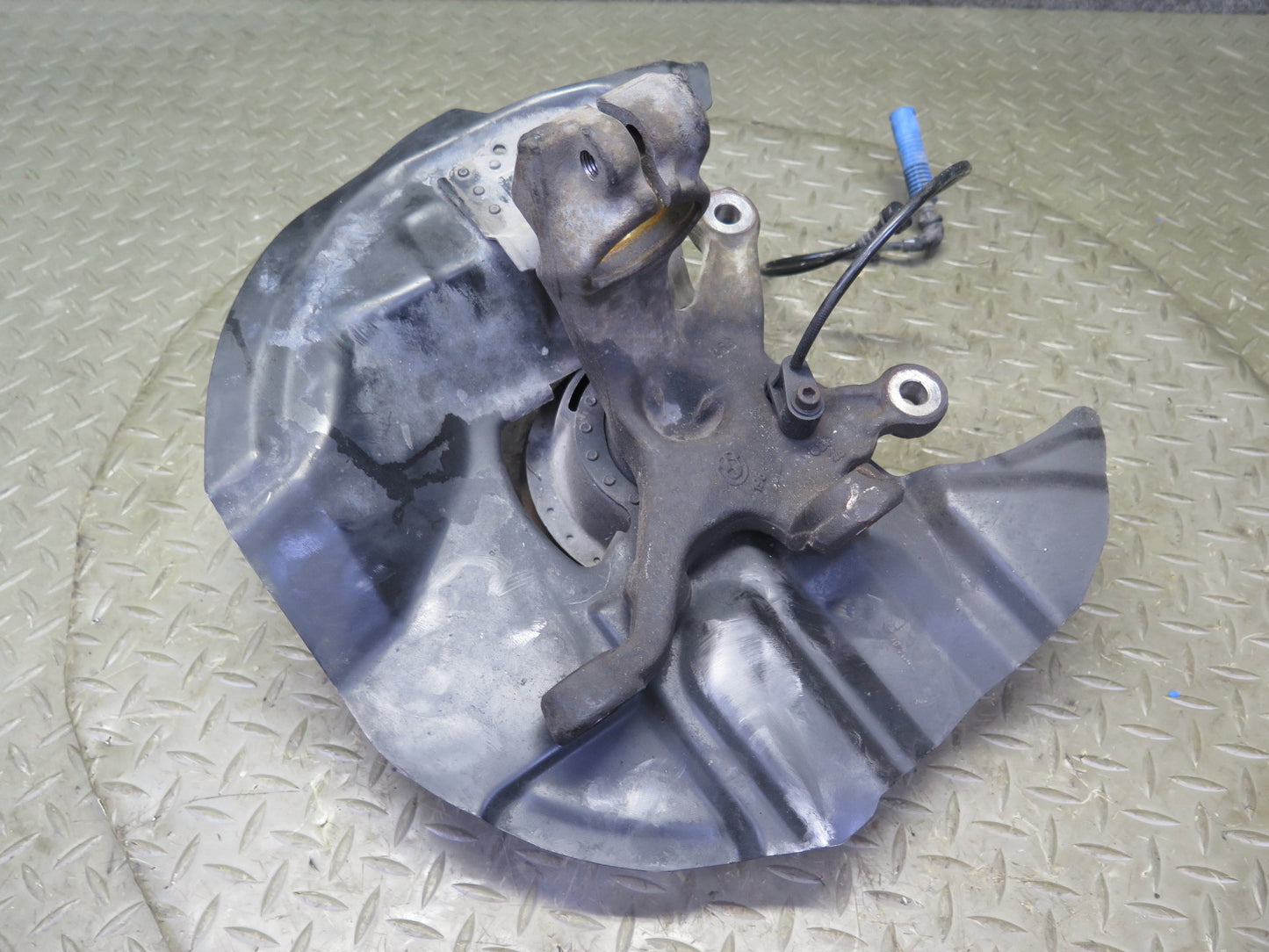 06-08 BMW E85 Z4 3.0Si N52 RWD Front Right Spindle Knuckle Wheel Hub Bearing OEM