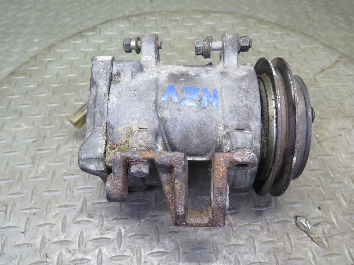 85-86 Nissan Z31 300ZX Turbo A/C Air Condition Compressor 60K Miles OEM