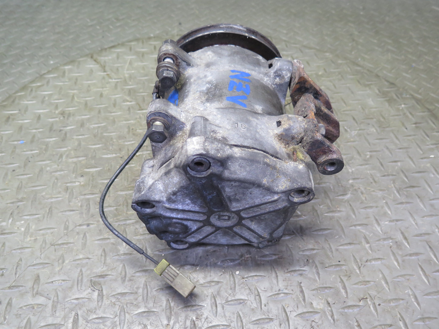 85-86 Nissan Z31 300ZX Turbo A/C Air Condition Compressor 60K Miles OEM