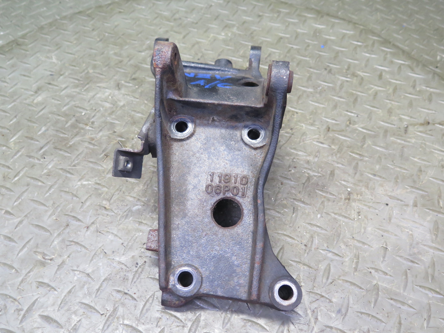 84-89 Nissan Z31 300ZX VG30ET Turbo A/C Compressor Mount Bracket Support OEM