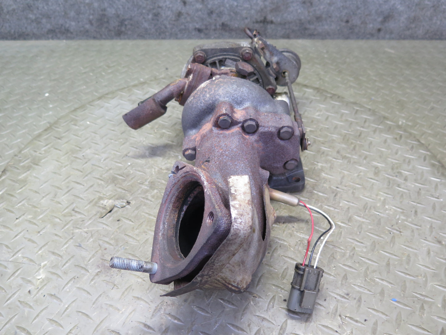 84-87 Nissan Z31 300ZX Turbo VG30ET Engine Turbo Charger w Tube Set 60K OEM