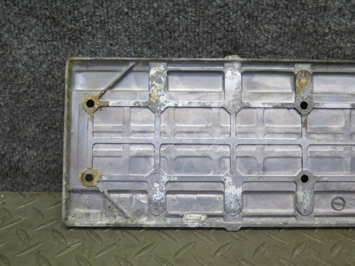 84-87 Nissan Z31 300ZX VG30ET Turbo Engine Plate Cover w Mount Set OEM