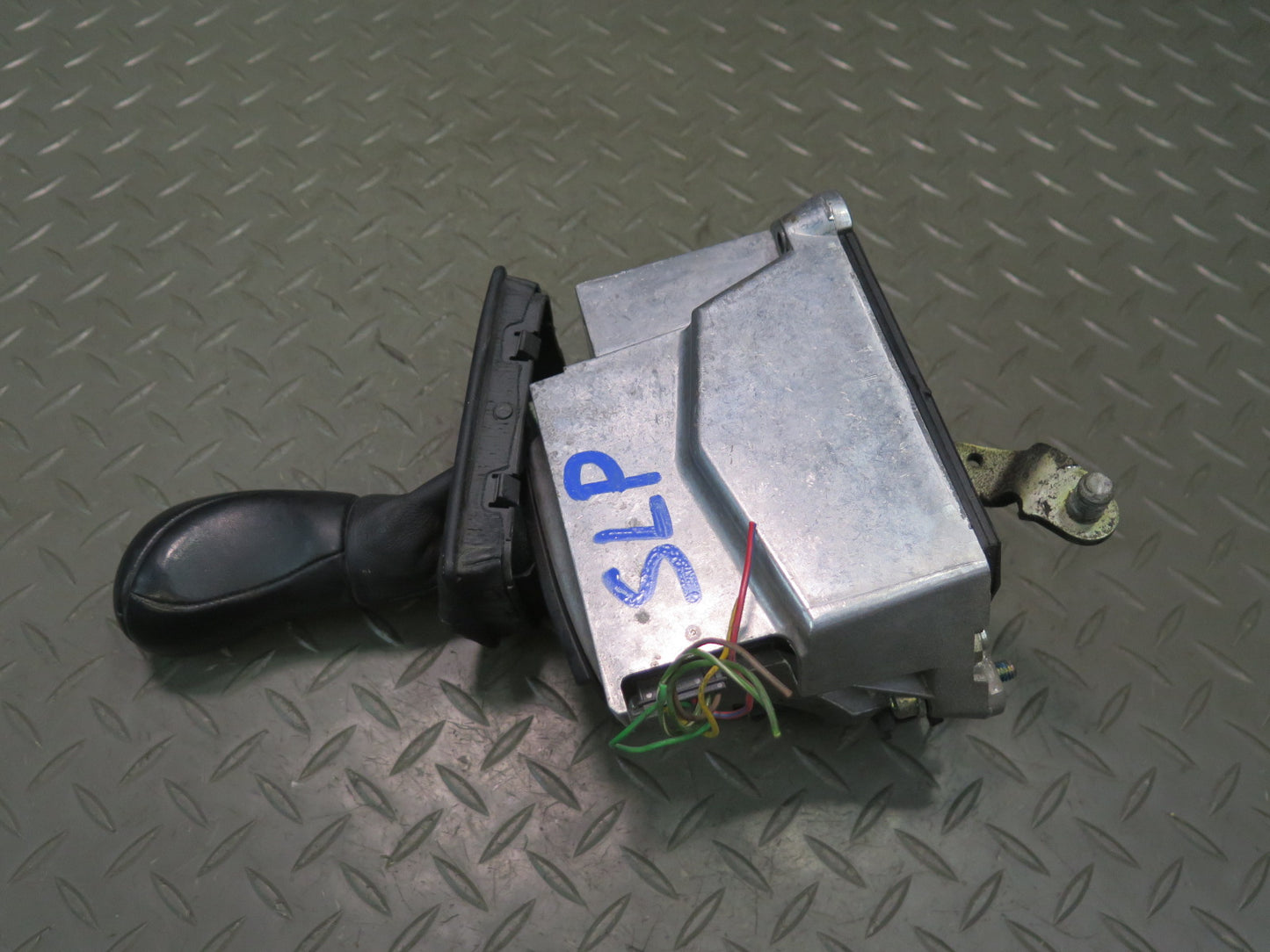 03-06 Mercedes R230 SL500 Automatic Transmission Gear Shifter Assembly OEM