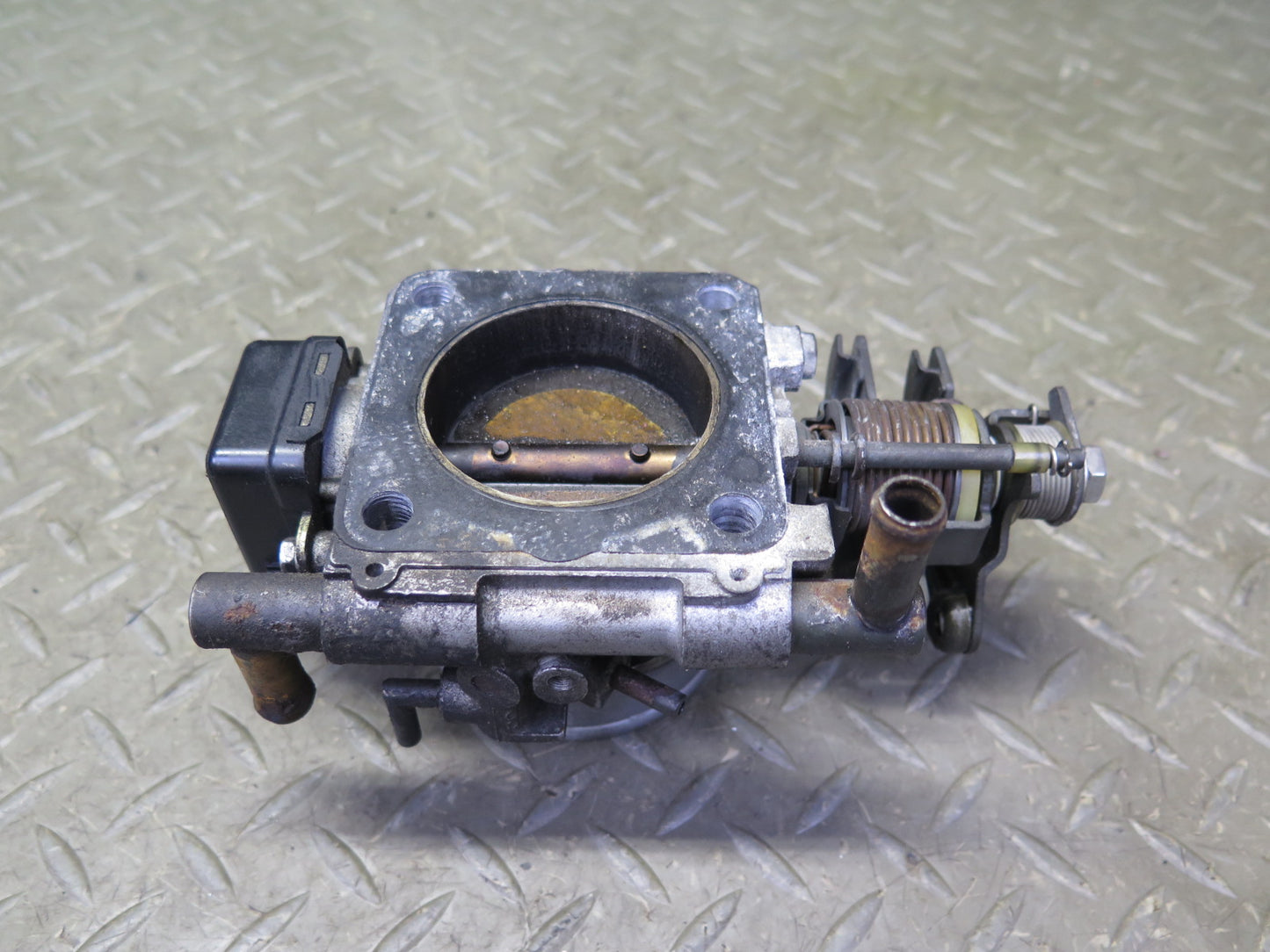85-86 Nissan Z31 300ZX 3.0L VG30ET Turbo Engine Throttle Body 60K Miles OEM