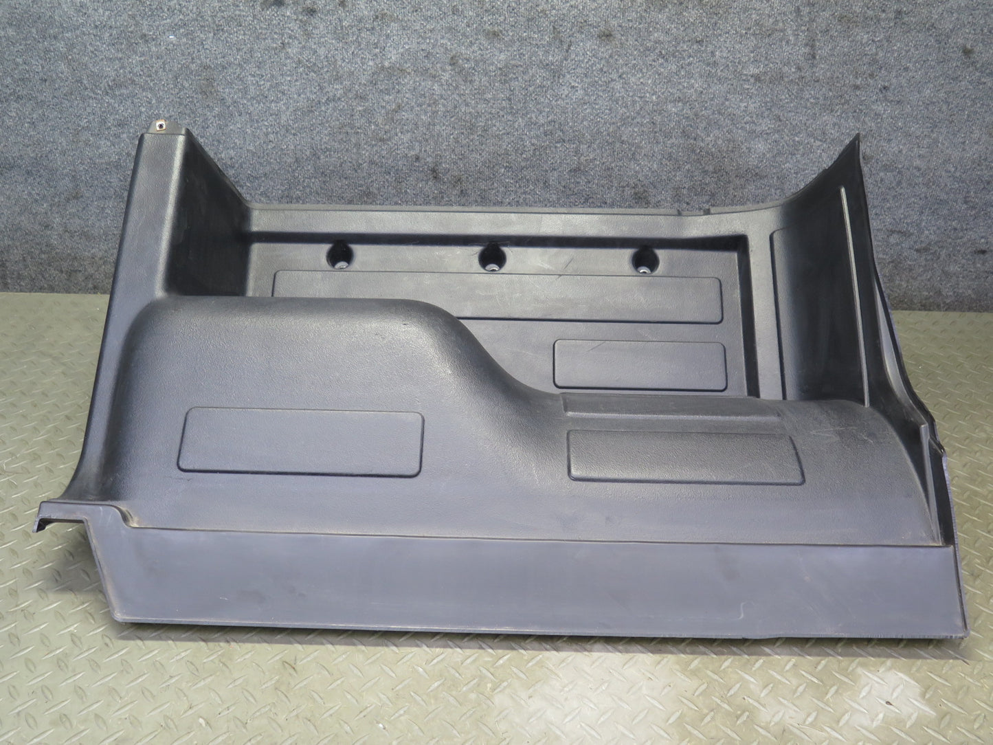 2005-2009 Hummer H2 SUT Rear Left & Right BED Box Quarter Trim Panel Set of 2