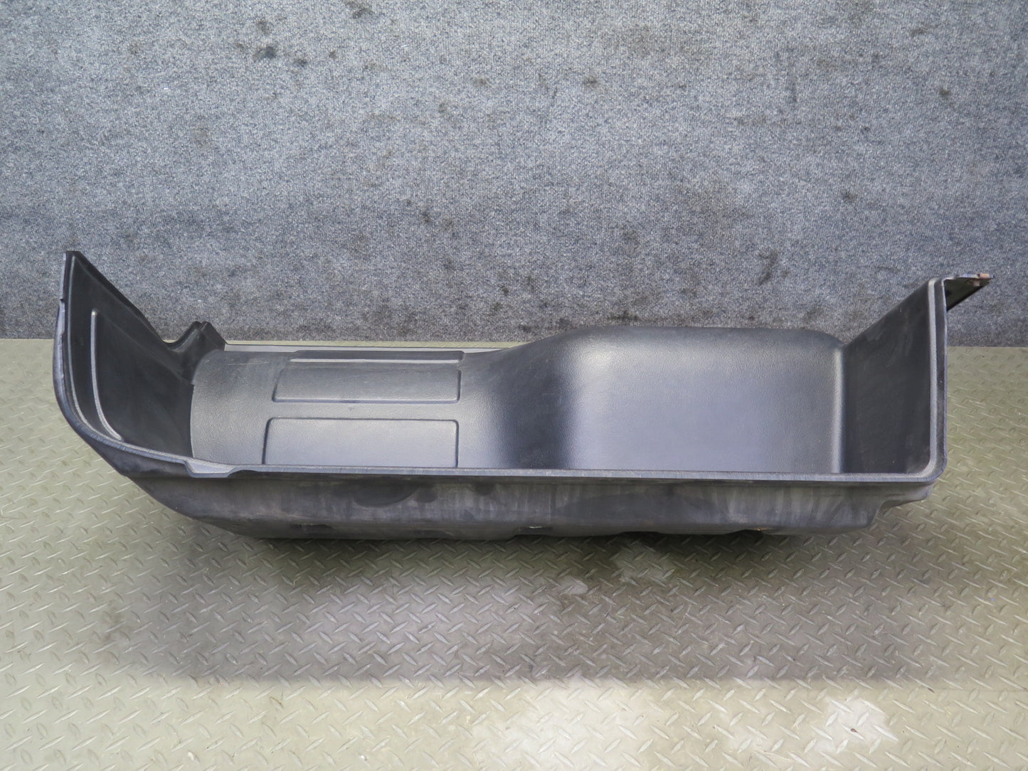 2005-2009 Hummer H2 SUT Rear Left & Right BED Box Quarter Trim Panel Set of 2