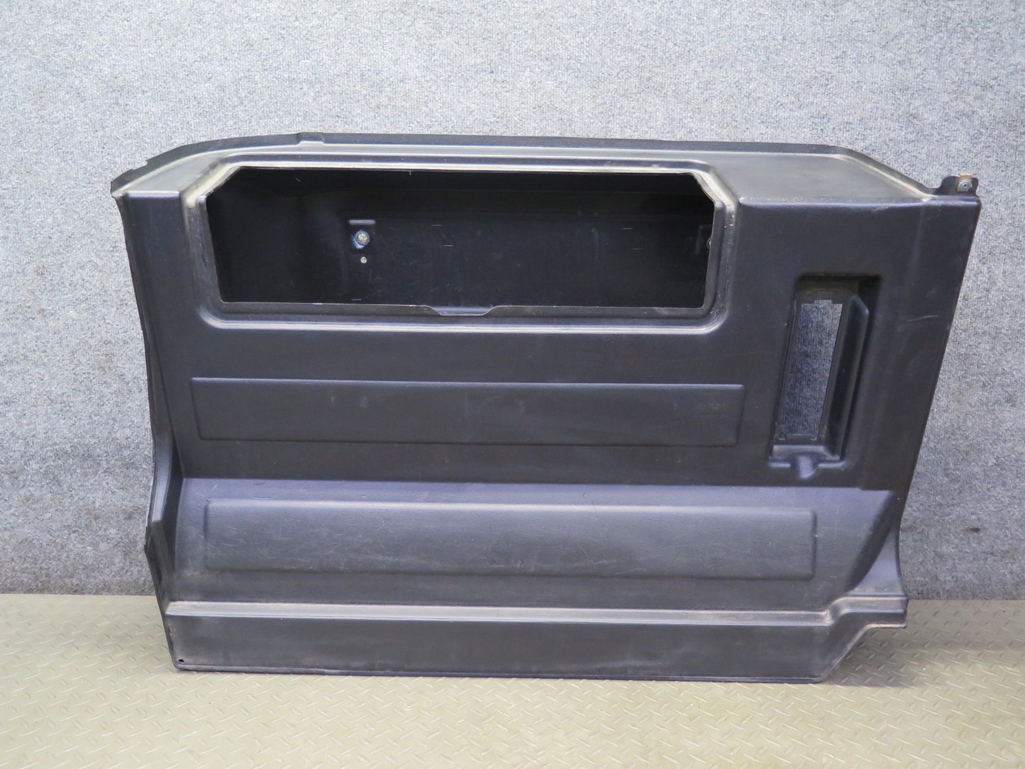 2005-2009 Hummer H2 SUT Rear Left & Right BED Box Quarter Trim Panel Set of 2