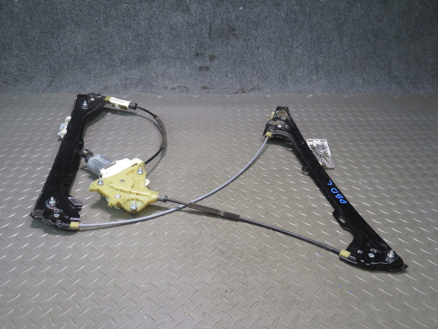07-13 BMW E92 E93 335i Left Door Window Regulator w Motor 7193455 OEM