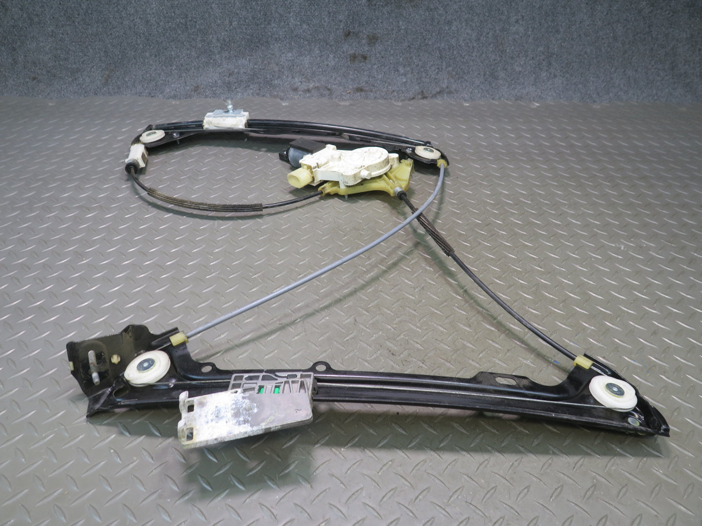 07-13 BMW E92 E93 335i Left Door Window Regulator w Motor 7193455 OEM