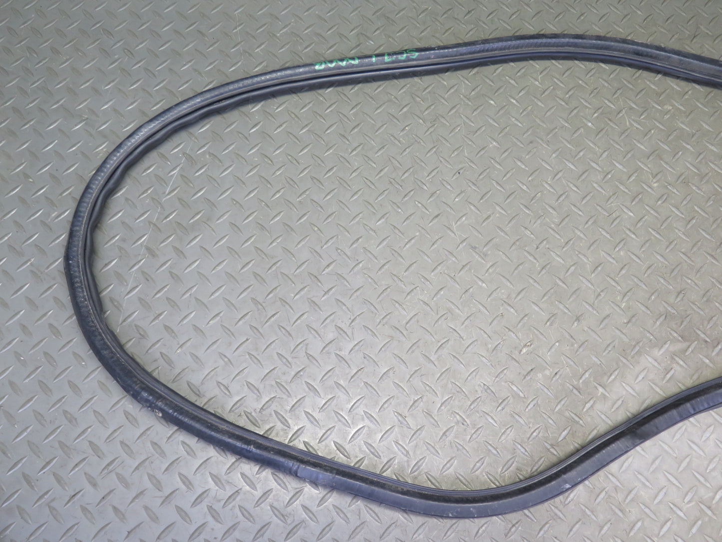 92-00 Lexus JZZ31L SC400 SC300 Front Left Door Weatherstrip Rubber Seal OEM