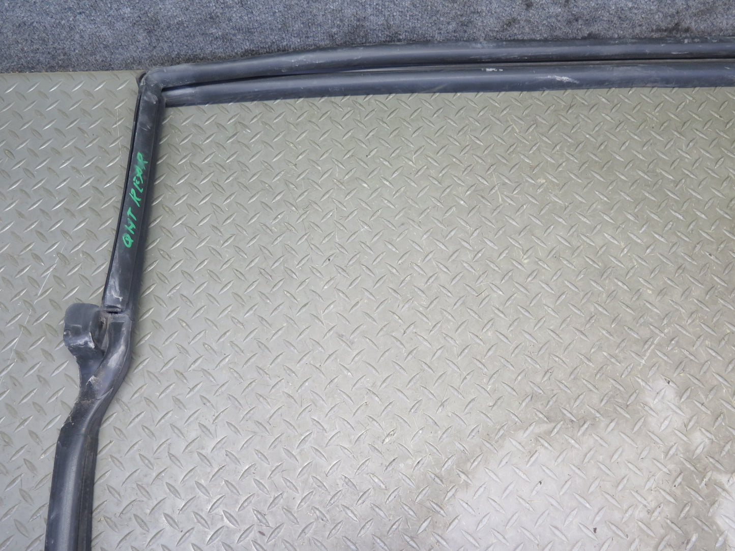 2005-2009 Hummer H2 SUT Rear Cabin Trunk Weatherstrip  Rubber Seal Set