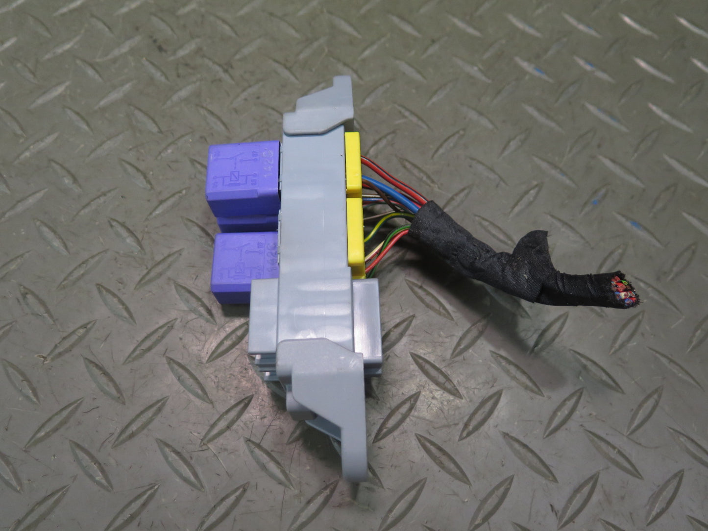 2008-2019 Maserati Granturismo M145 Rear Trunk Fuse Relay Box