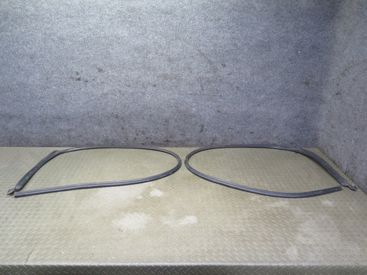 2003-2009 Hummer H2 Left & Right Roof Under Door Weatherstrip Rubber Seal Set