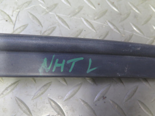2003-2009 Hummer H2 Left & Right Roof Under Door Weatherstrip Rubber Seal Set