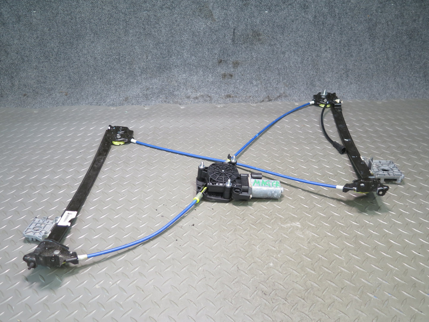 2008-2019 Maserati Granturismo M145 Right Door Window Regulator w Motor