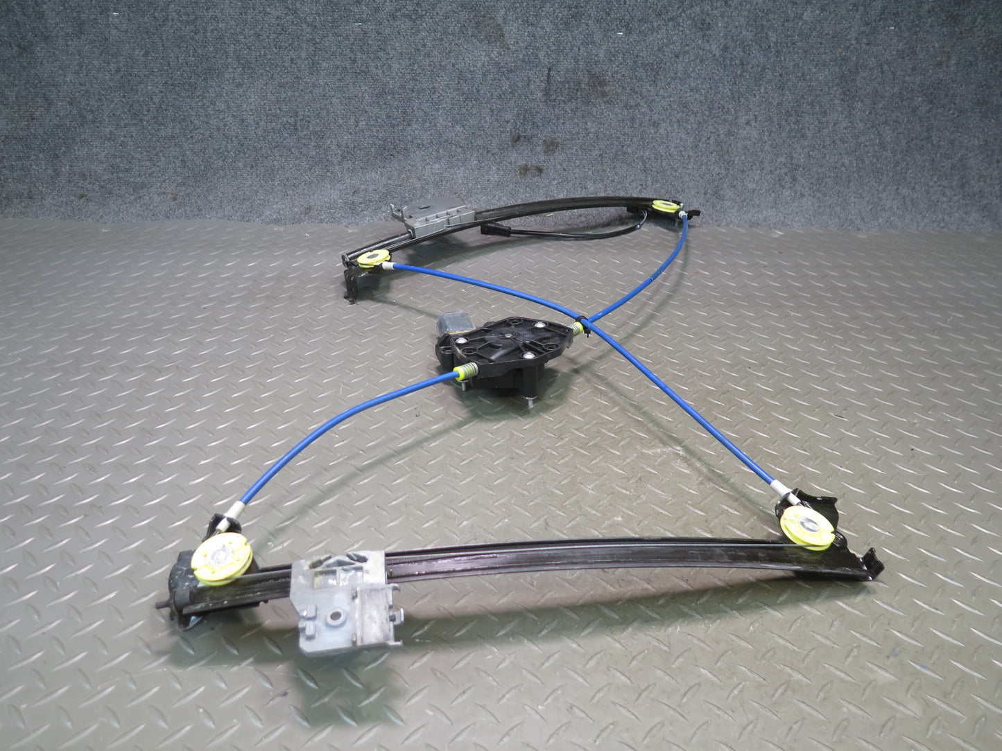 2008-2019 Maserati Granturismo M145 Right Door Window Regulator w Motor