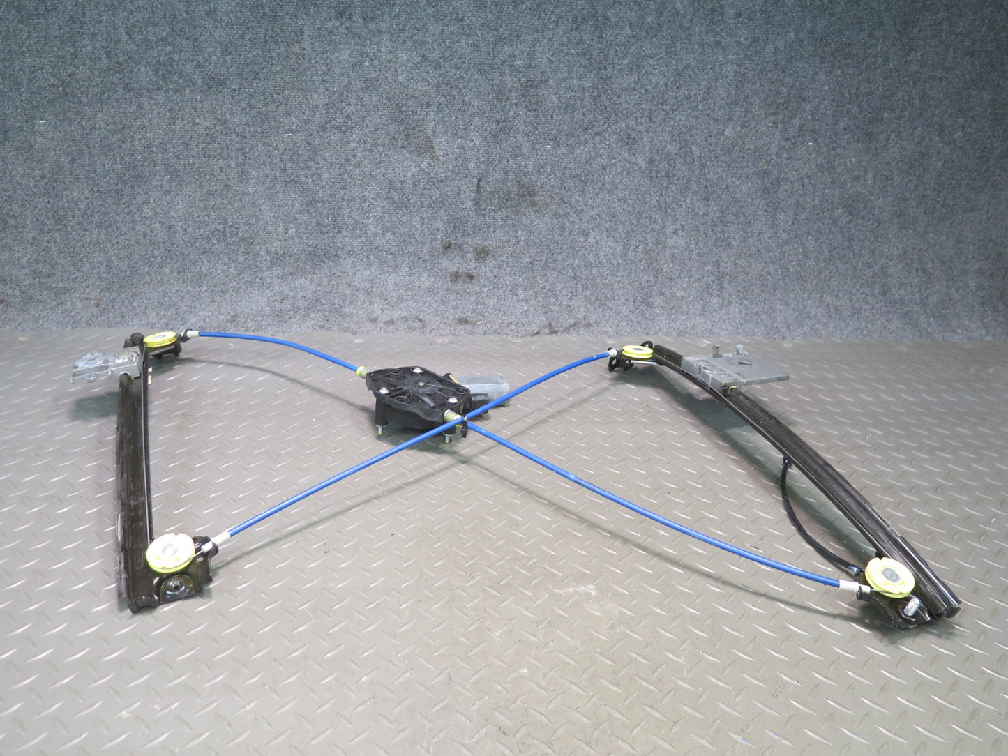 2008-2019 Maserati Granturismo M145 Right Door Window Regulator w Motor