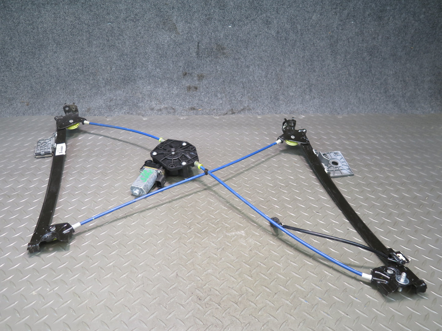 2008-2019 Maserati Granturismo M145 Left Door Window Regulator w Motor
