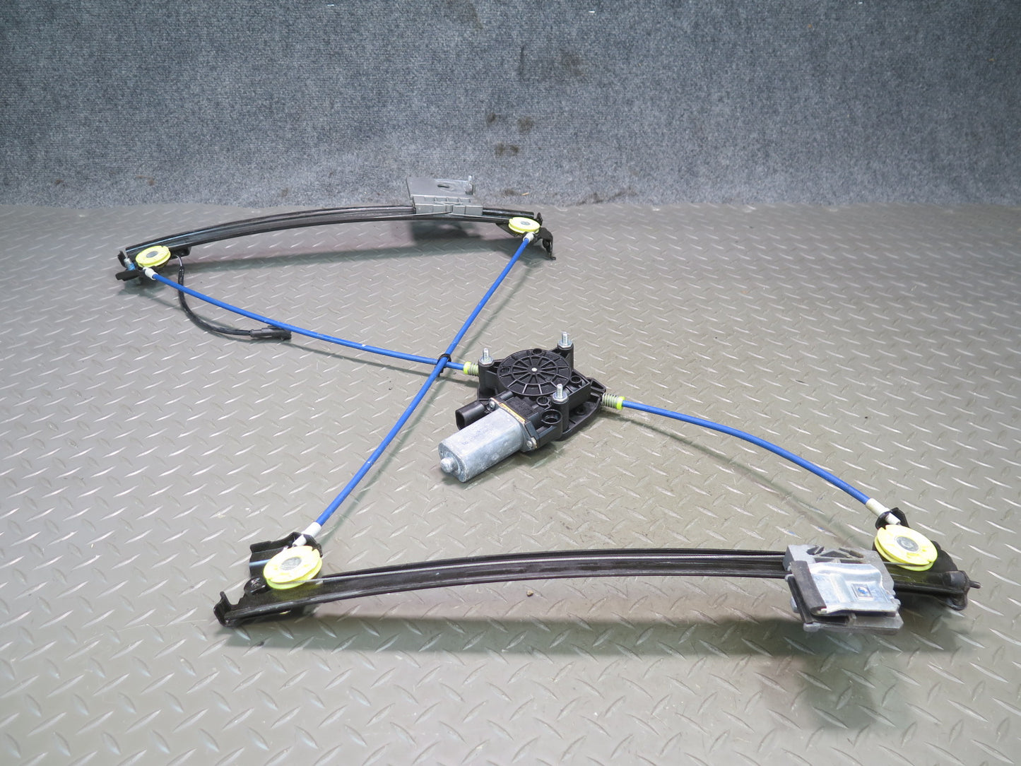 2008-2019 Maserati Granturismo M145 Left Door Window Regulator w Motor