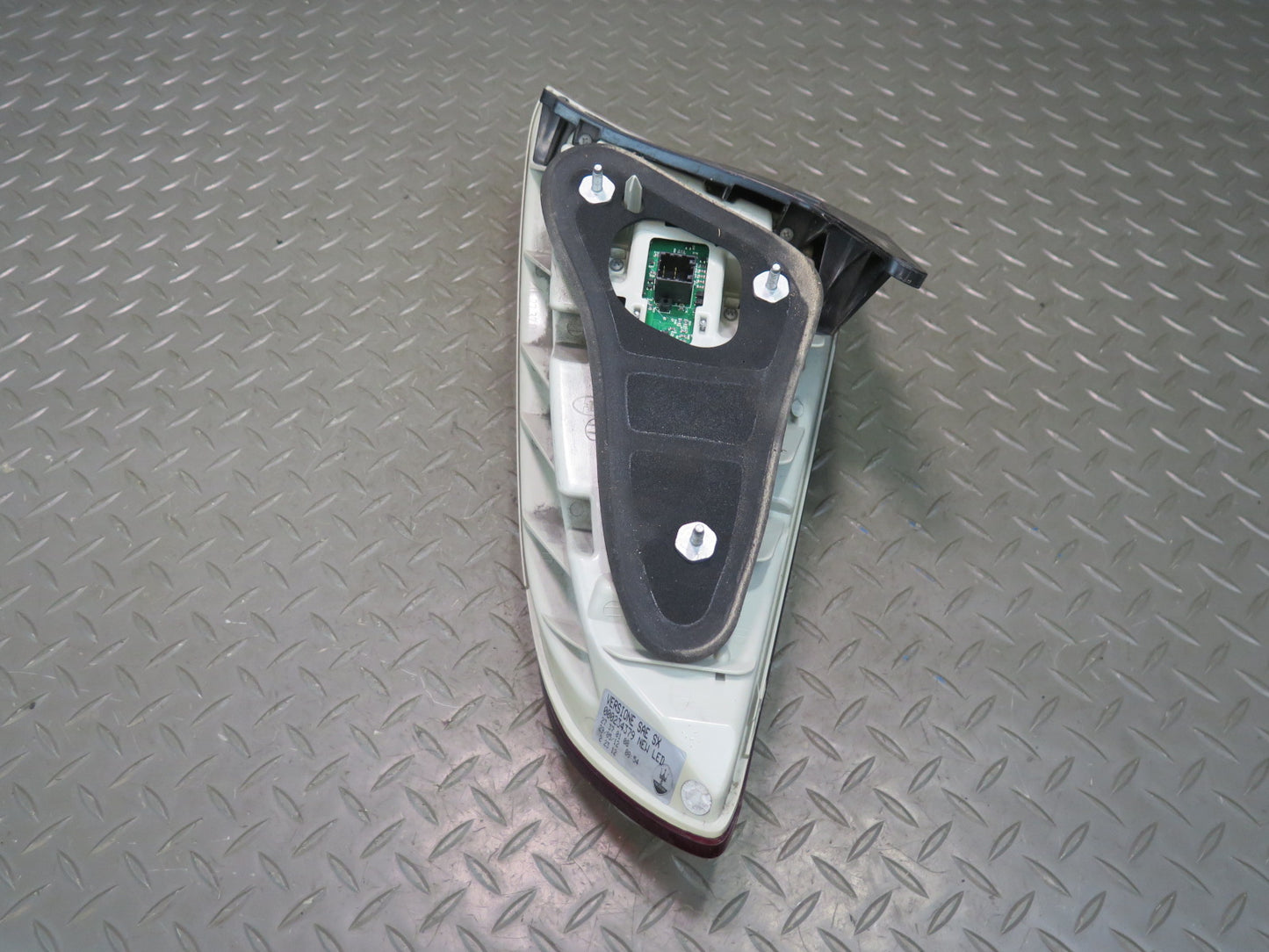 2008-2012 Maserati Granturismo M145 Rear Left Outer Tail Light Lamp