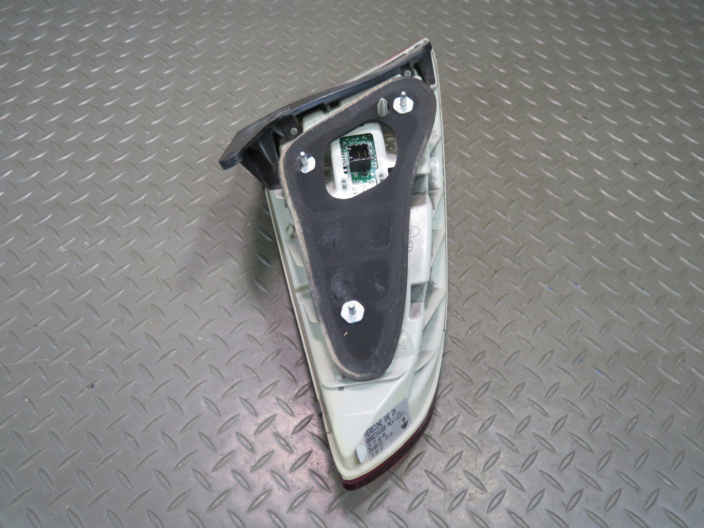 2008-2012 Maserati Granturismo M145 Rear Right Outer Tail Light Lamp