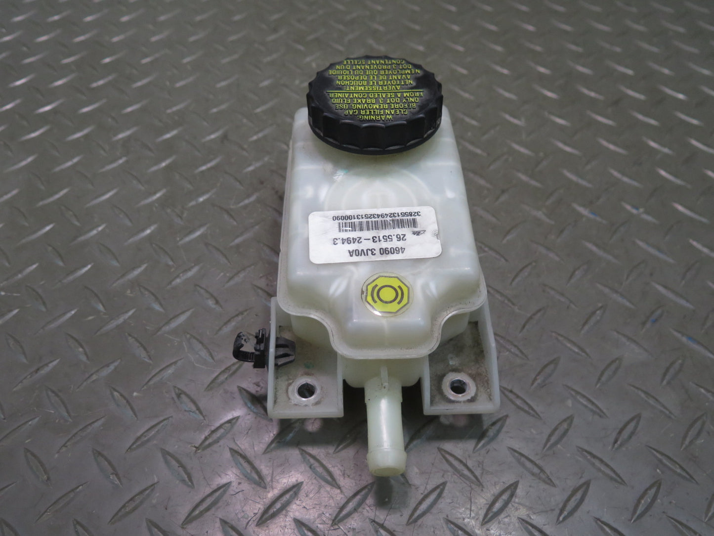 2014-2020 Infiniti QX60 Brake Master Cylinder Fluid Reservoir Tank 46090-3JV0A