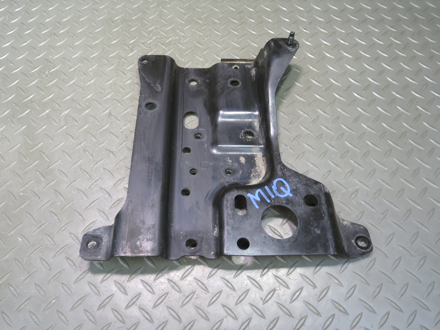 2014-2017 Infiniti QX60 Hybrid Battery Tray Holder Bracket Set