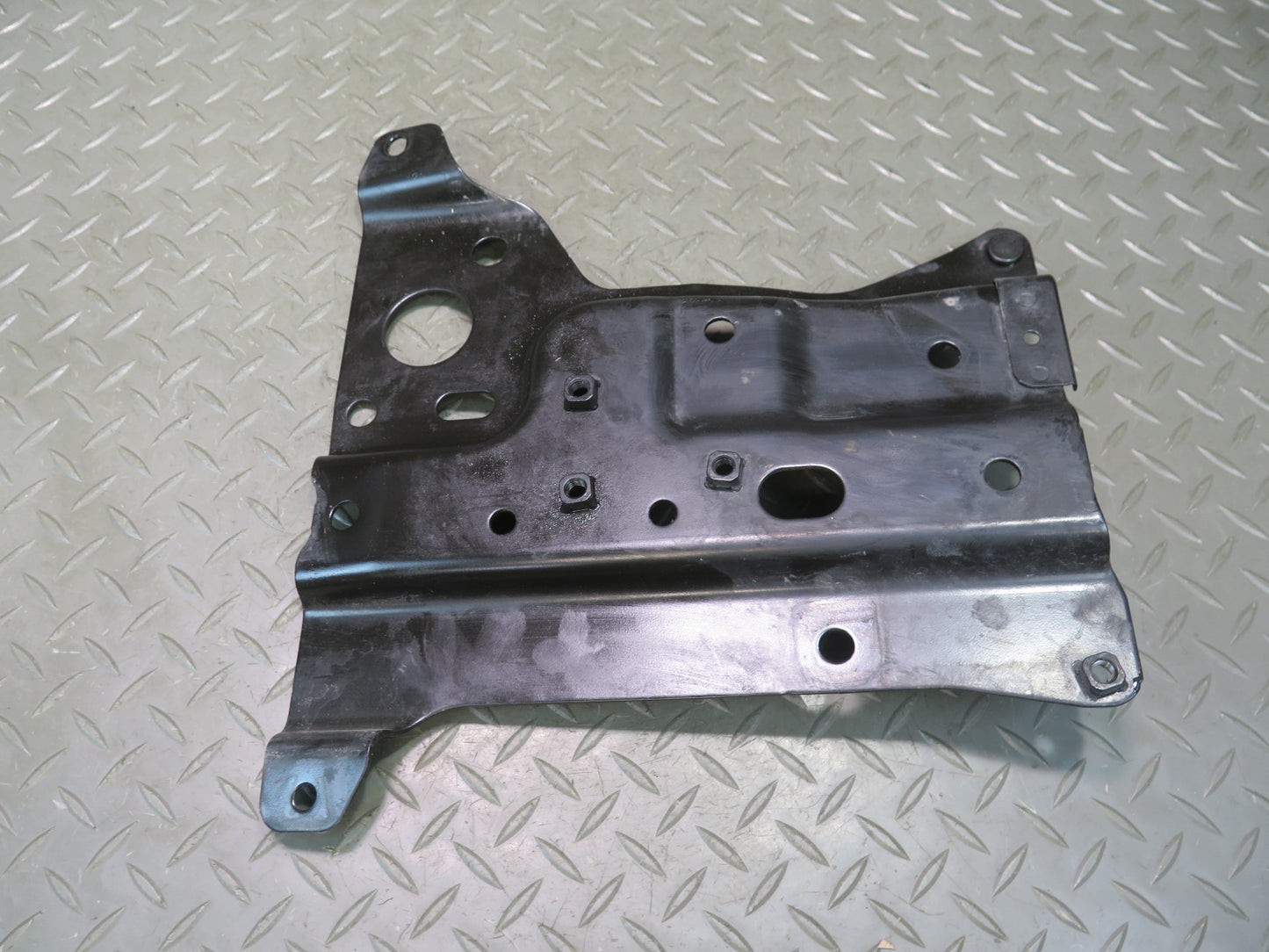 2014-2017 Infiniti QX60 Hybrid Battery Tray Holder Bracket Set