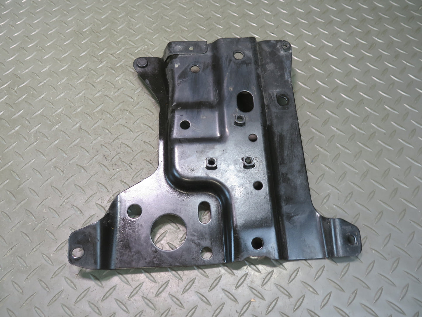 2014-2017 Infiniti QX60 Hybrid Battery Tray Holder Bracket Set