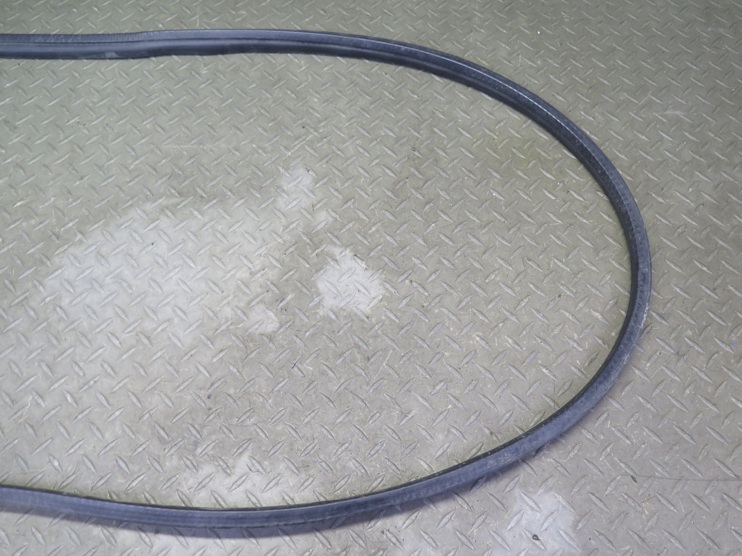 2003-2009 Hummer H2 Left & Right Roof Under Door Weatherstrip Rubber Seal Set