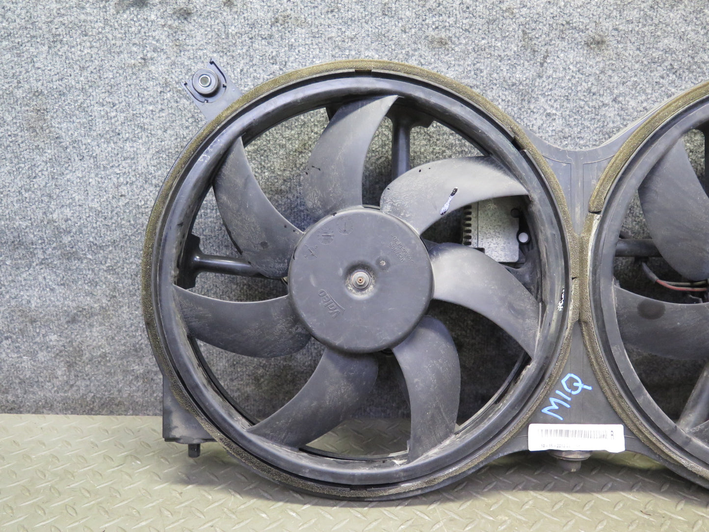 2014-2017 Infiniti QX60 Engine Radiator Cooling Fan Motor Shroud 21483-3JA0A