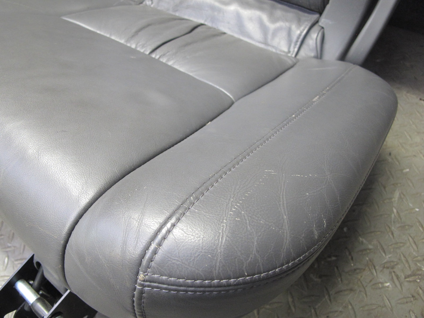 2003-2004 Lexus UZJ120L GX470 Rear Second 2ND ROW Right & Left Seat Set Gray