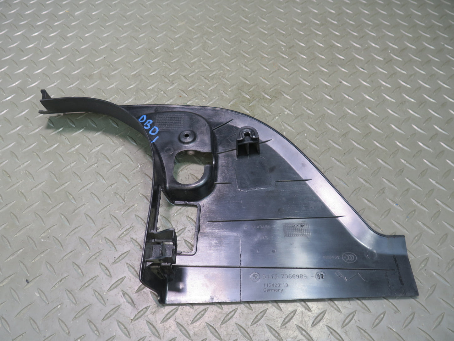 07-13 BMW E90 E92 E93 335i Set of 2 Front Left & Right Kick Trim Cover Panel OEM